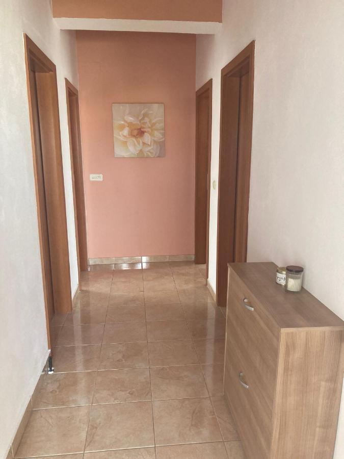Apartment Danijela Водице Экстерьер фото