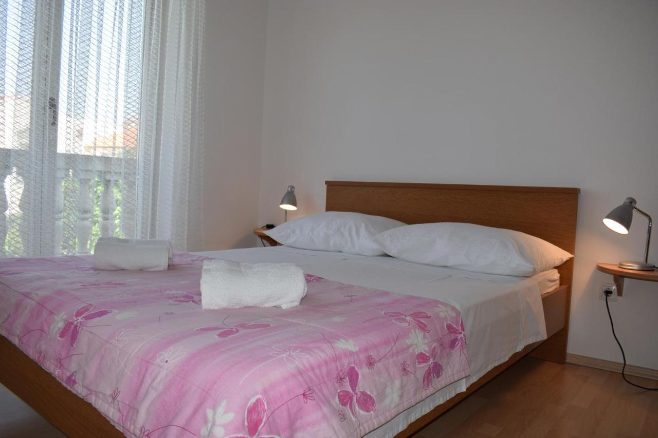 Apartment Danijela Водице Экстерьер фото